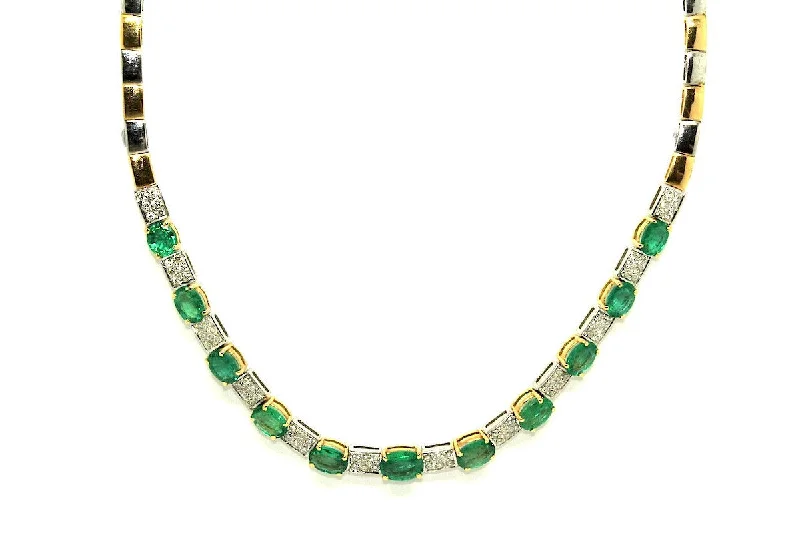 Large Bead Necklace-Emerald Diamond Necklace Ad No.0650