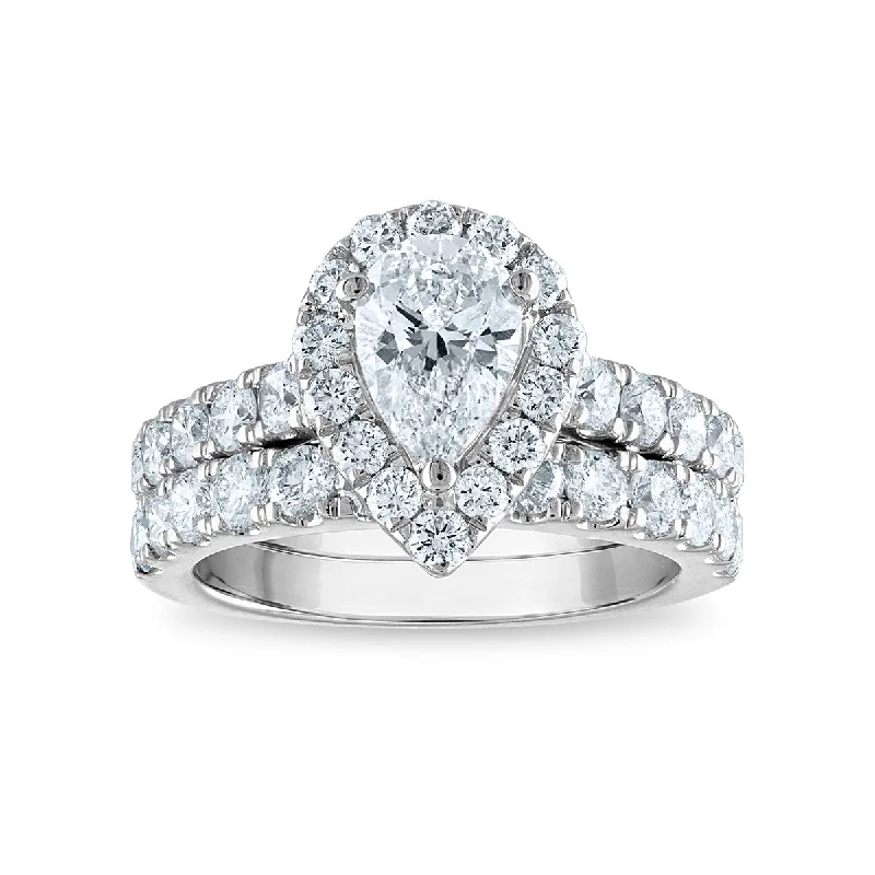 Women’s Stackable Rings-Signature EcoLove Diamond Dreams 3 CTW Lab Grown Diamond Halo Bridal Set in 14KT White Gold